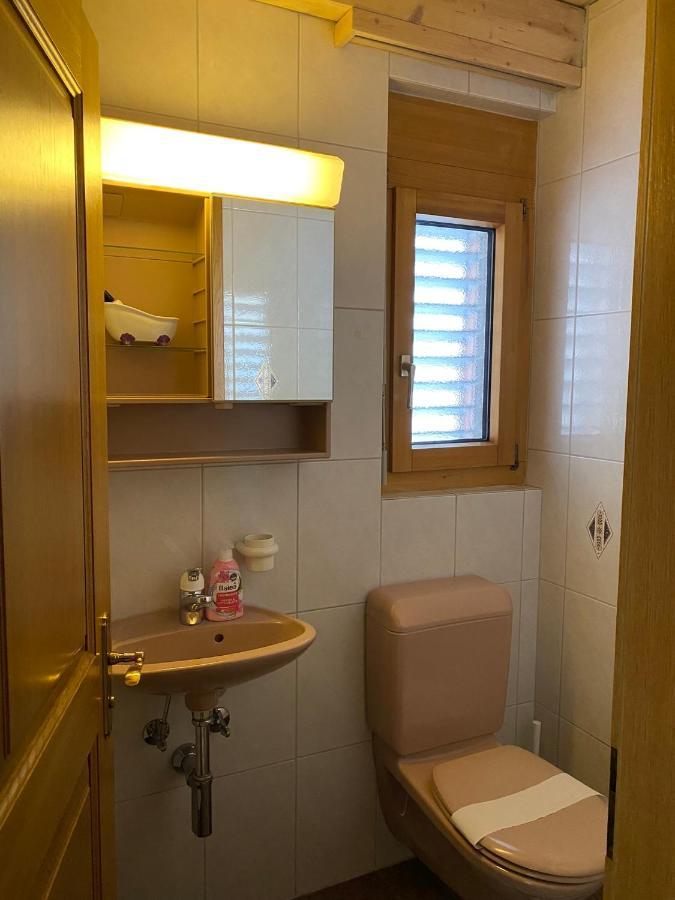 Haus Wiggis Apartamento Netstal Exterior foto